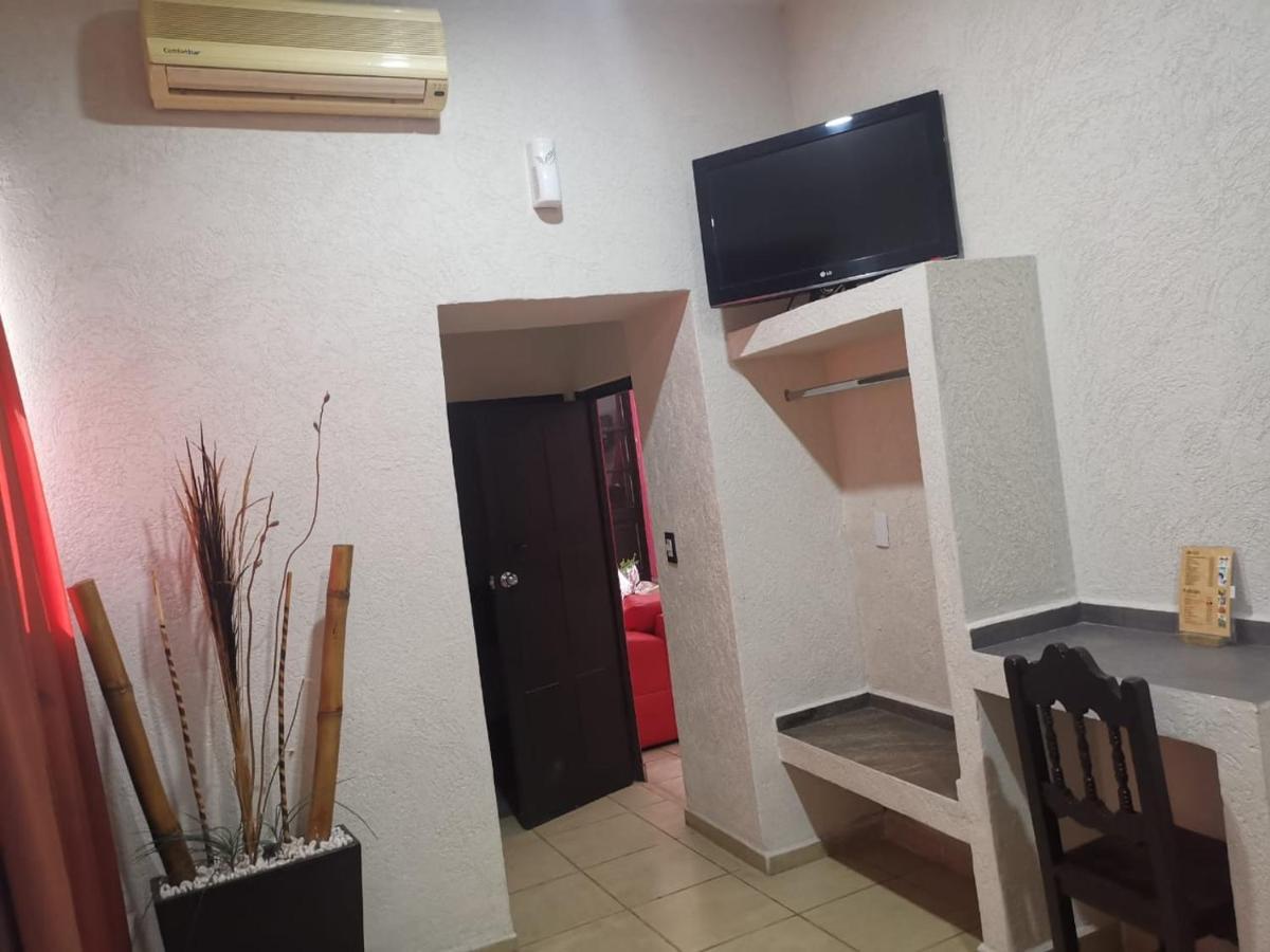 Hotel Jorge Alejandro グアダラハラ エクステリア 写真