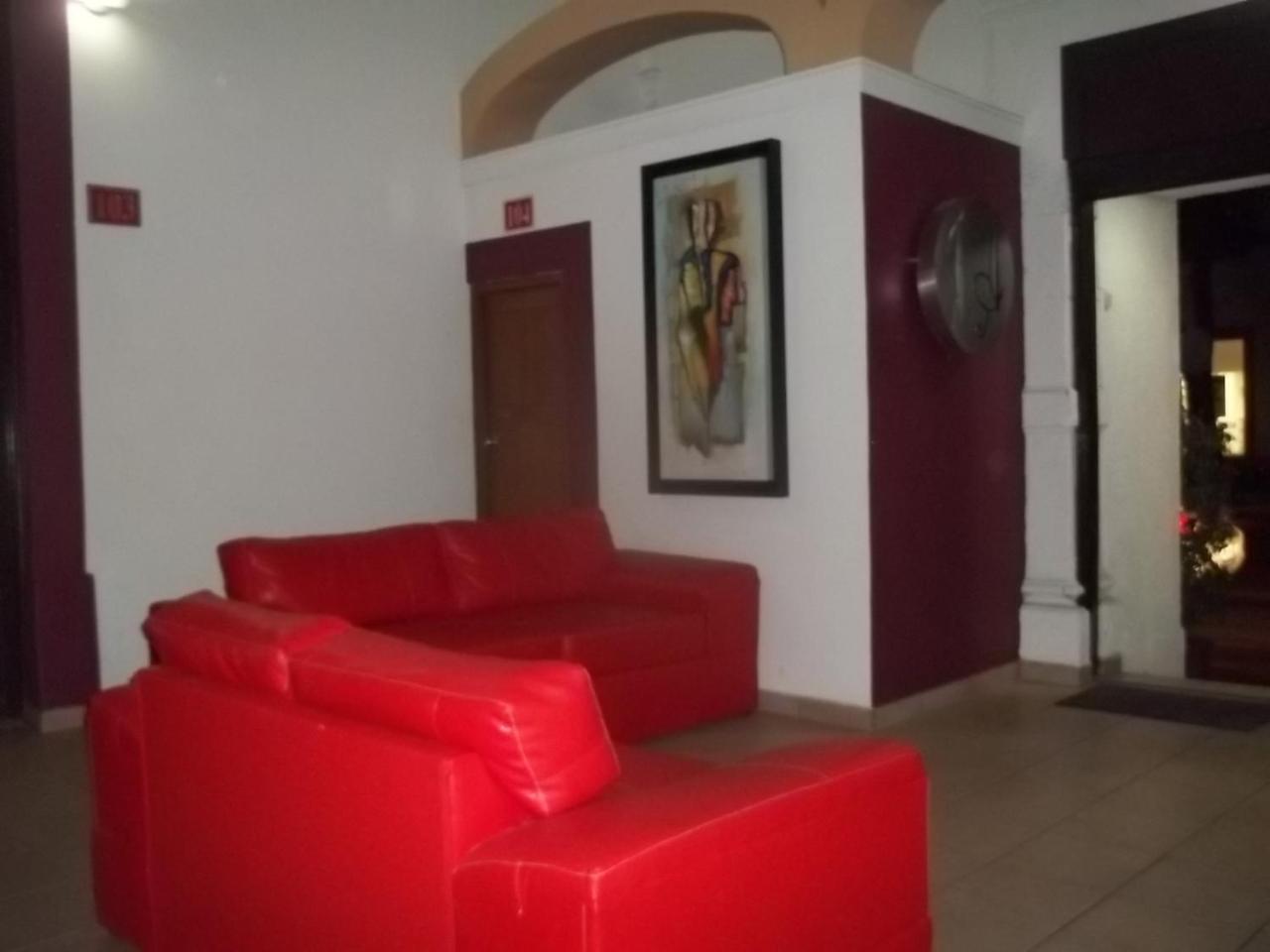 Hotel Jorge Alejandro グアダラハラ エクステリア 写真